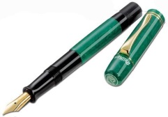 Pelikan 1935 green limited edition